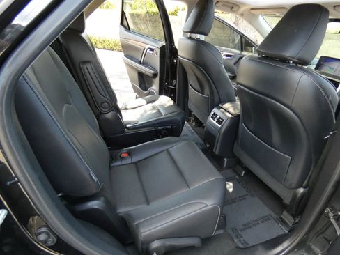 Used 2020 Lexus RX 350L FWD w/ Premium Package image 34