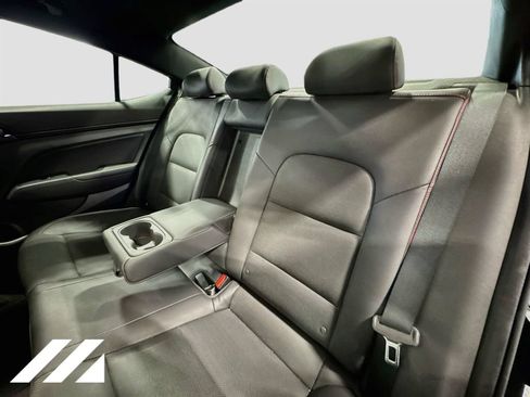 Used 2018 Hyundai Elantra Sport FWD image 25