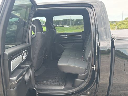 Used 2022 RAM 1500 Big Horn AWD/4WD image 32