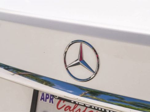 Used 2015 Mercedes-Benz C 300 Sedan image 11