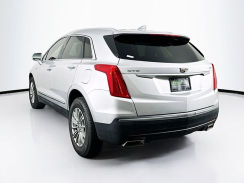 Used 2018 Cadillac XT5 Luxury w/ Driver Awareness Package FWD image 5
