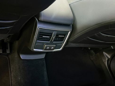 Used 2023 Subaru Forester Limited image 29