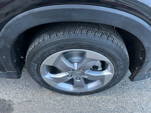 Used 2020 Honda HR-V LX image 15