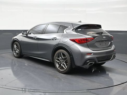 Used 2019 INFINITI QX30 Sport w/ Cargo Package FWD image 3