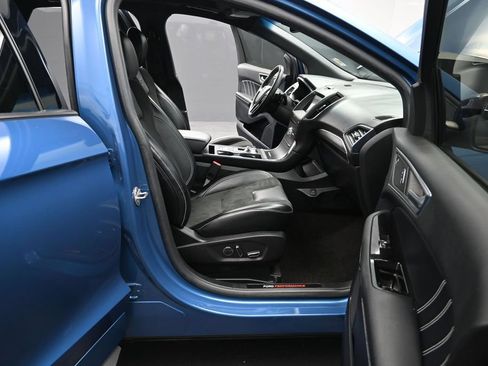 Used 2019 Ford Edge ST AWD/4WD image 21