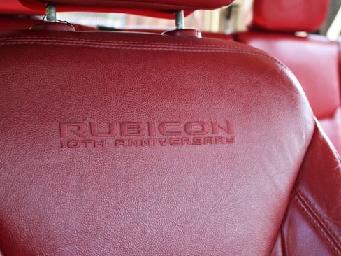 Used 2013 Jeep Wrangler Unlimited Rubicon AWD/4WD image 13