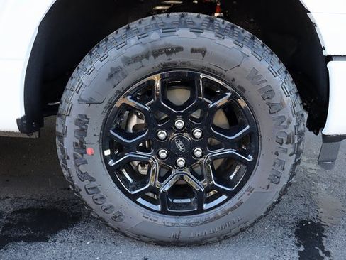 New 2025 Ford F150 XLT w/ Equipment Group 302A MID image 15