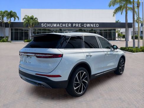 Used 2023 Lincoln Corsair Reserve w/ Equipment Group 201A FWD image 7