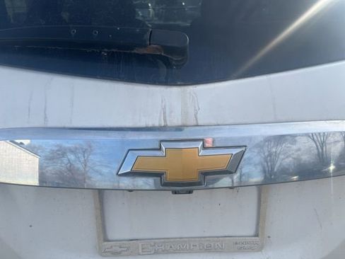 Used 2014 Chevrolet Traverse LT image 20