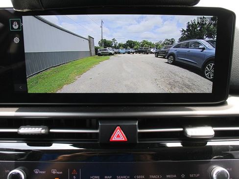 New 2026 Kia Sportage EX FWD image 46