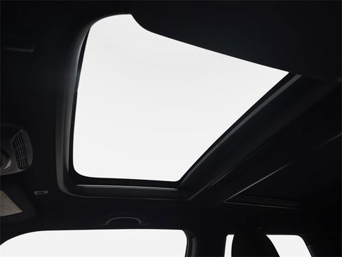 Certified 2021 MINI Cooper S w/ 6.5" Touchscreen Package image 26