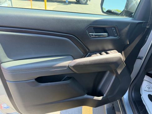 Used 2025 Chevrolet Colorado LT w/ LT Convenience Package AWD/4WD image 14