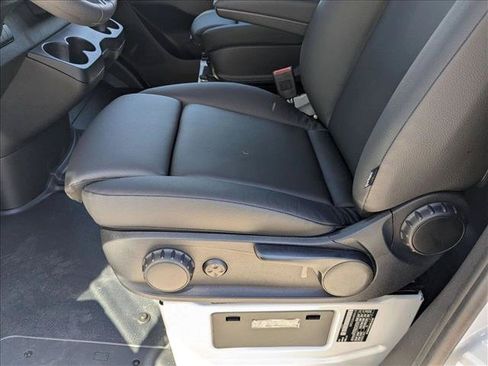 Used 2025 Mercedes-Benz Sprinter 2500 image 4