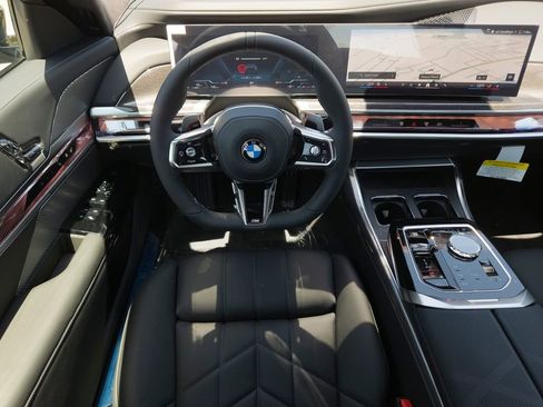 New 2026 BMW 740i xDrive AWD/4WD image 16