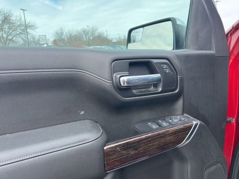 Used 2021 GMC Sierra 1500 SLE image 11
