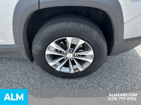 Used 2025 Chevrolet Equinox LT FWD image 22