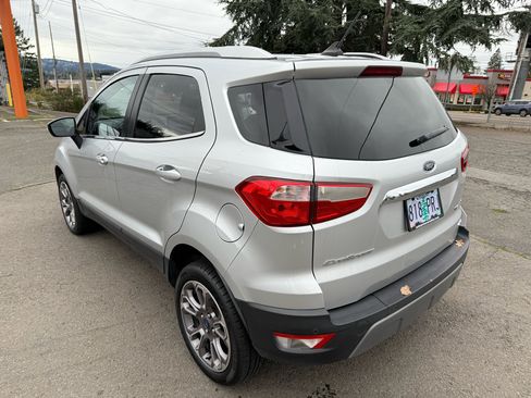 Used 2021 Ford EcoSport Titanium image 9