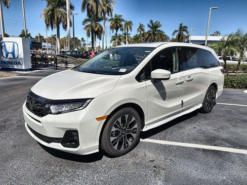 New 2026 Honda Odyssey Elite image 4