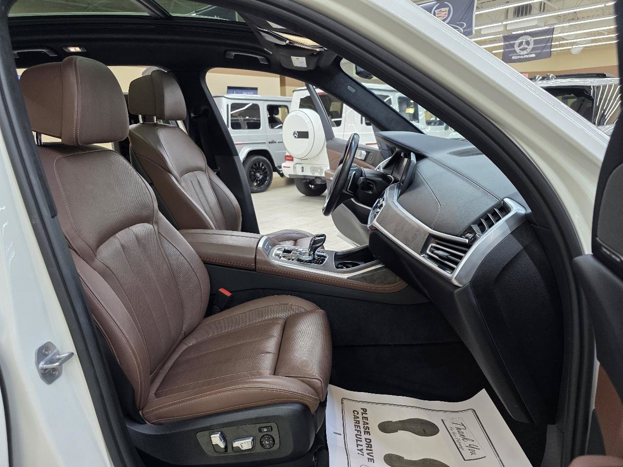 Used 2020 BMW X7 xDrive40i w/ Premium Package AWD/4WD image 22