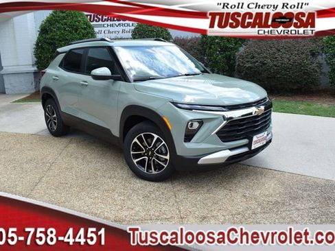 New 2026 Chevrolet TrailBlazer LT w/ Convenience Package image 1