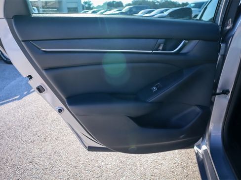 Used 2022 Honda Accord Sport image 25