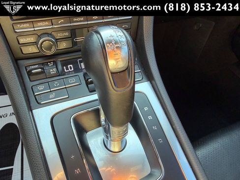 Used 2014 Porsche Cayman RWD image 19