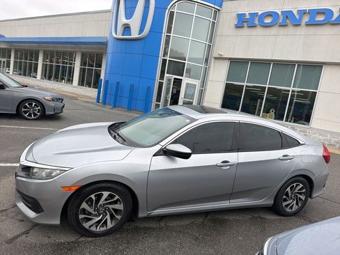 Used 2016 Honda Civic EX image 1