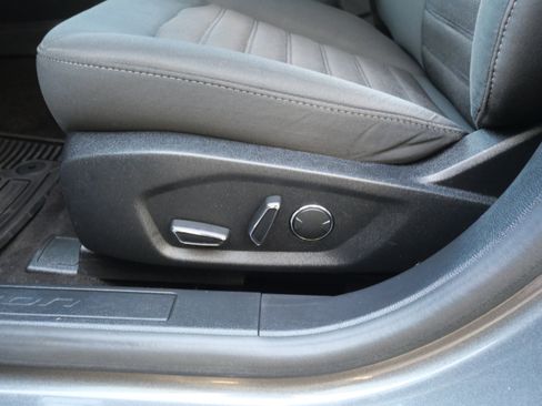 Used 2019 Ford Fusion SE image 20