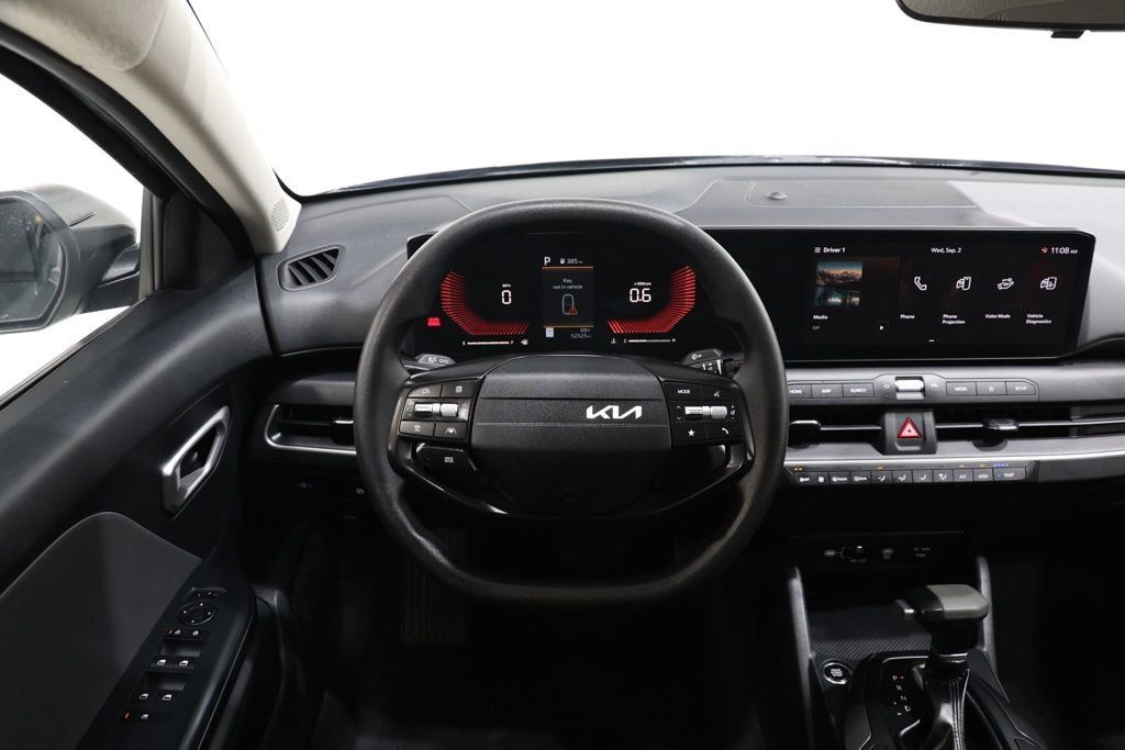Used 2025 Kia K4 FWD image 13
