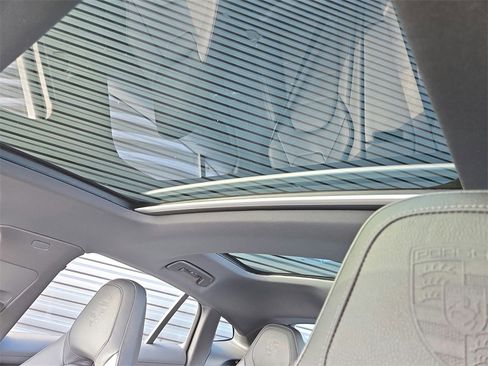 New 2026 Porsche Panamera 4 image 15