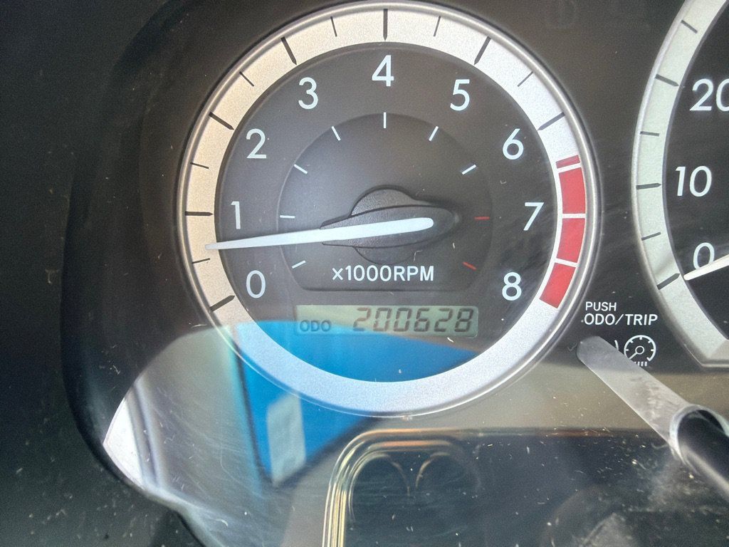 Used 2008 Toyota Sienna CE FWD image 11