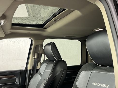 Used 2020 RAM 3500 Laramie image 19