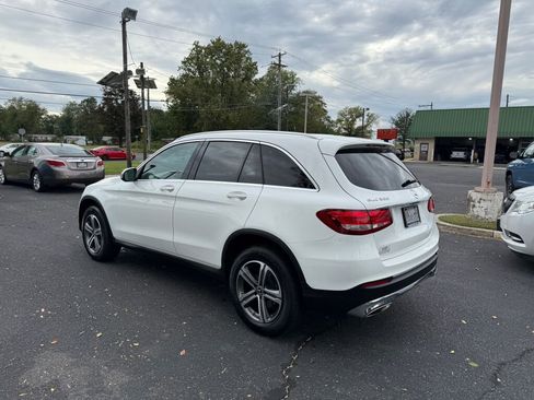 Used 2019 Mercedes-Benz GLC 300 4MATIC image 5