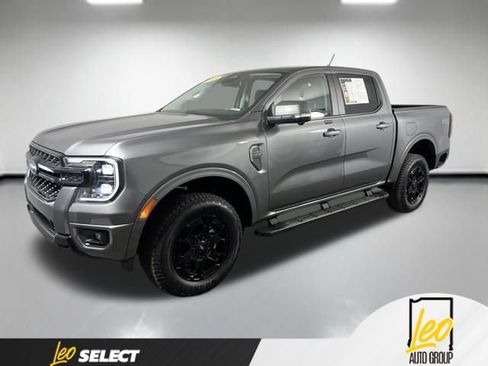 Used 2025 Ford Ranger Lariat w/ FX4 Off-Road Package AWD/4WD image 1
