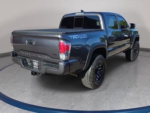 Used 2022 Toyota Tacoma TRD Off-Road w/ TRD Premium Off Road Package AWD/4WD image 6