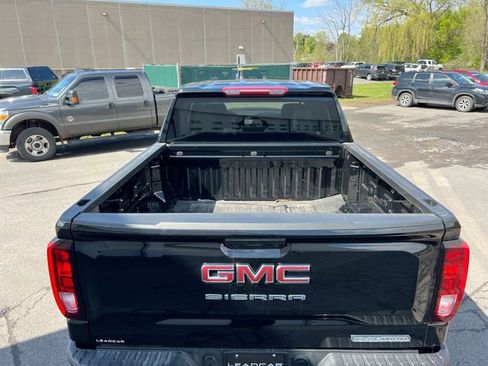Used 2025 GMC Sierra 1500 Elevation AWD/4WD image 25