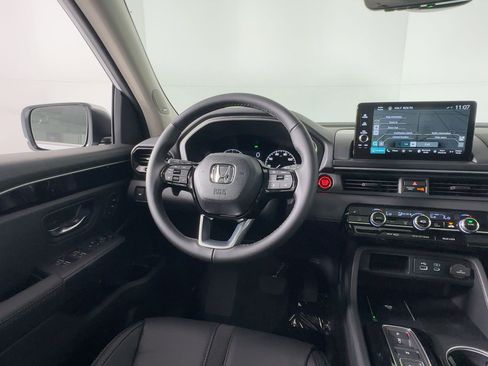 New 2025 Honda Pilot Touring image 28