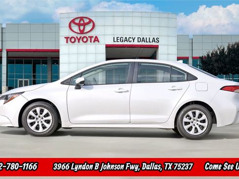 Used 2024 Toyota Corolla LE image 6