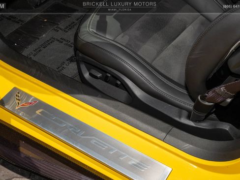 Used 2015 Chevrolet Corvette Z06 w/ 3LZ Preferred Equipment Group RWD image 65