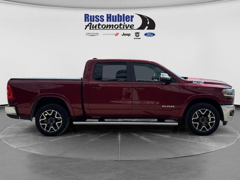 Used 2025 RAM 1500 Laramie AWD/4WD image 7