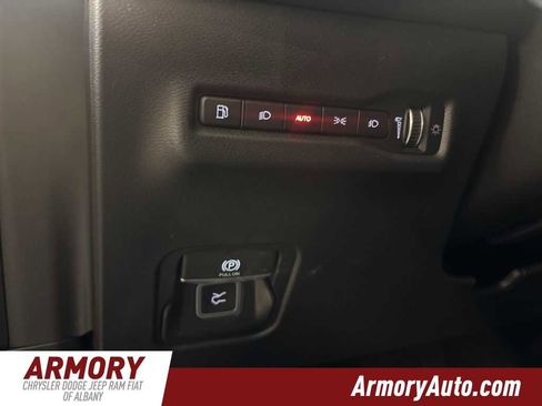 New 2026 Jeep Cherokee Overland image 8