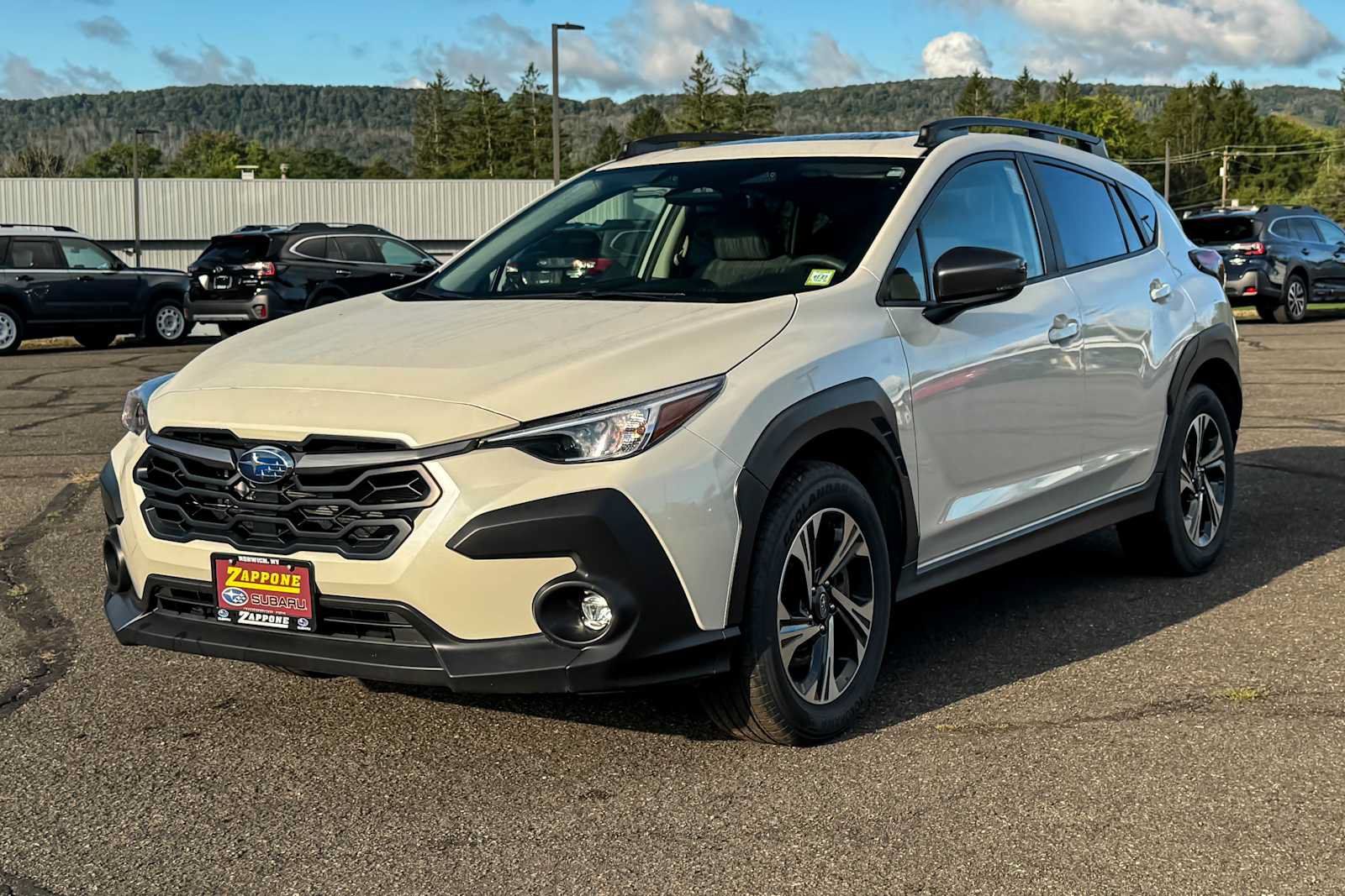 Used 2025 Subaru Crosstrek 2.5i Premium AWD/4WD image 7