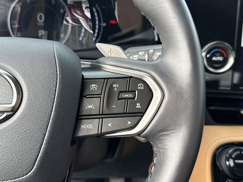 Certified 2025 Lexus NX 250 FWD w/ Premium Package image 26