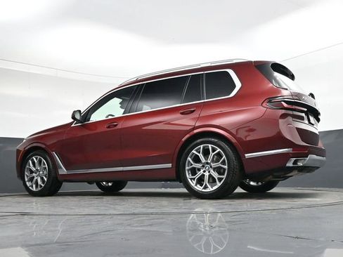 Used 2025 BMW X7 xDrive40i image 33