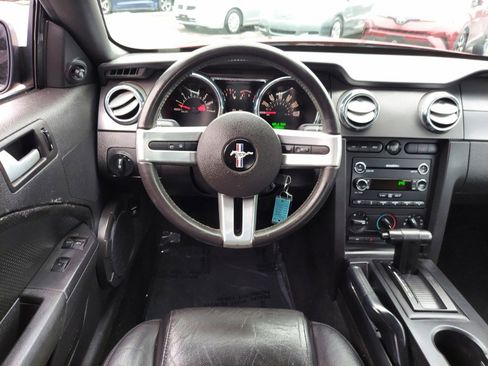 Used 2008 Ford Mustang Premium image 10