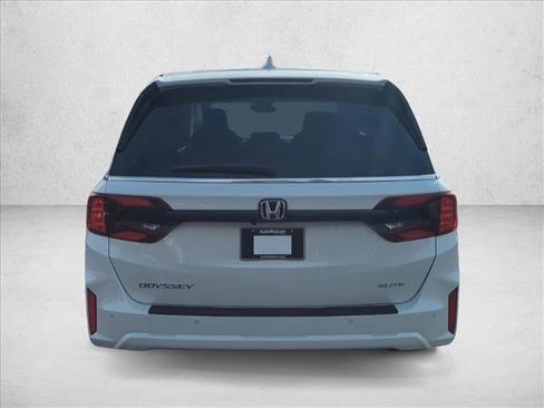 New 2026 Honda Odyssey Elite image 8