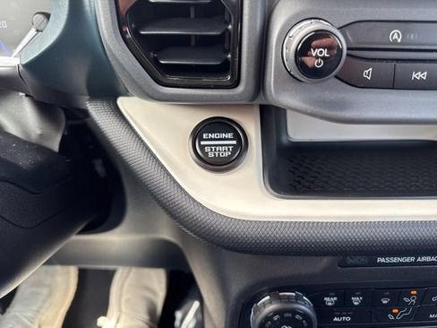 Used 2023 Ford Bronco Sport Heritage w/ Heritage Convenience Package AWD/4WD image 44