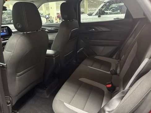 Used 2024 Chevrolet TrailBlazer LT w/ Driver Confidence Package FWD image 12
