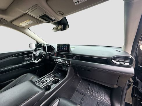 Used 2024 Honda Pilot Touring image 32