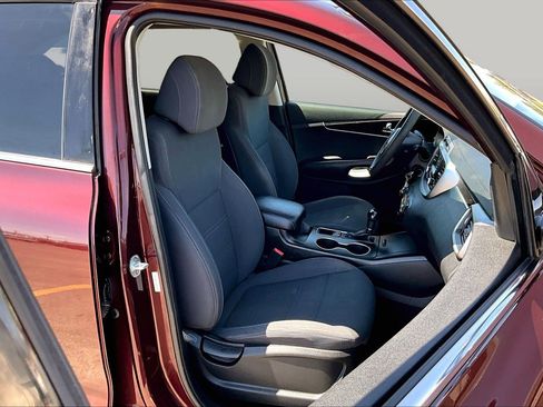 Used 2017 Kia Sorento AWD image 7